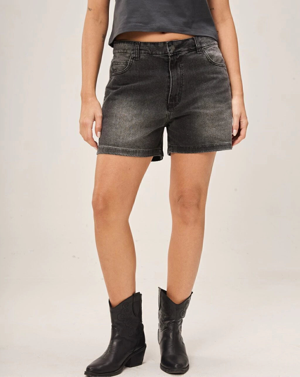 Short Sunset Black