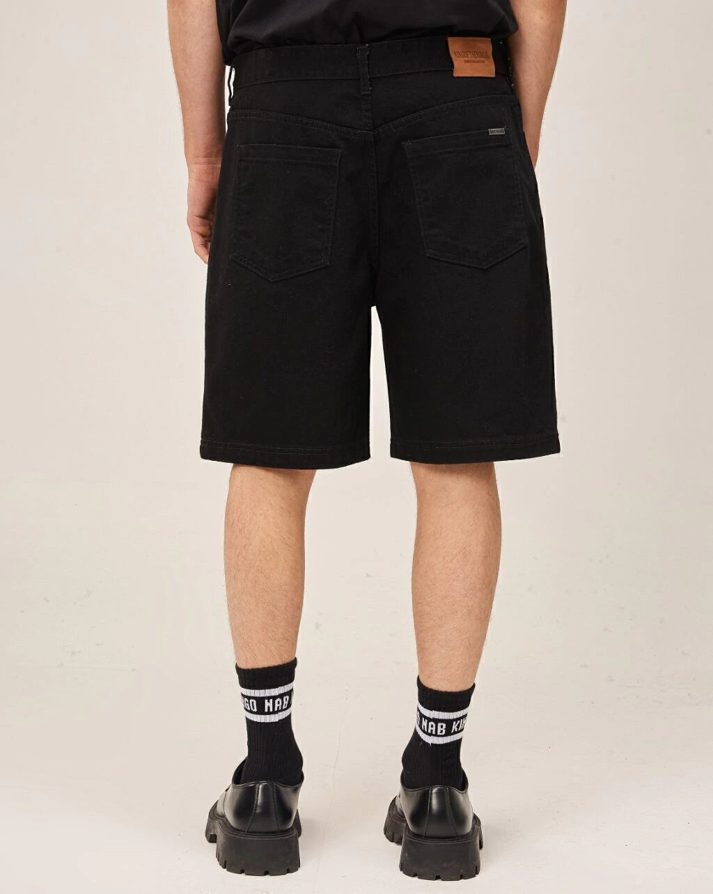 Bermuda V26 Black